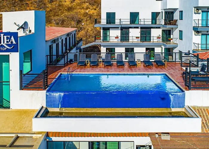 Ferienhaus Morgan Residences 607b @ Boutique With Pool, Gym,